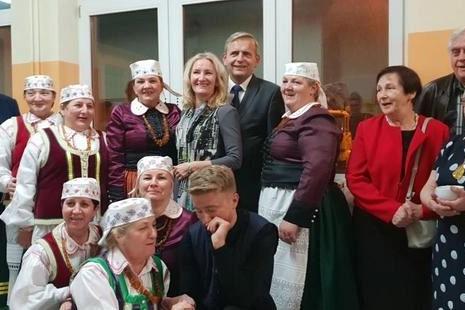 Wystawienie sztuki teatralnej pt.: „Gody, gody i po godach”