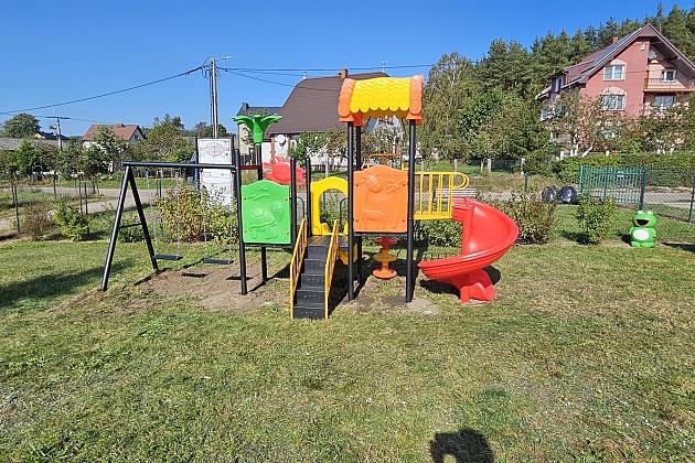 Mieszkańcy Gminy Linia wzbogacili się o nowe place zabaw!